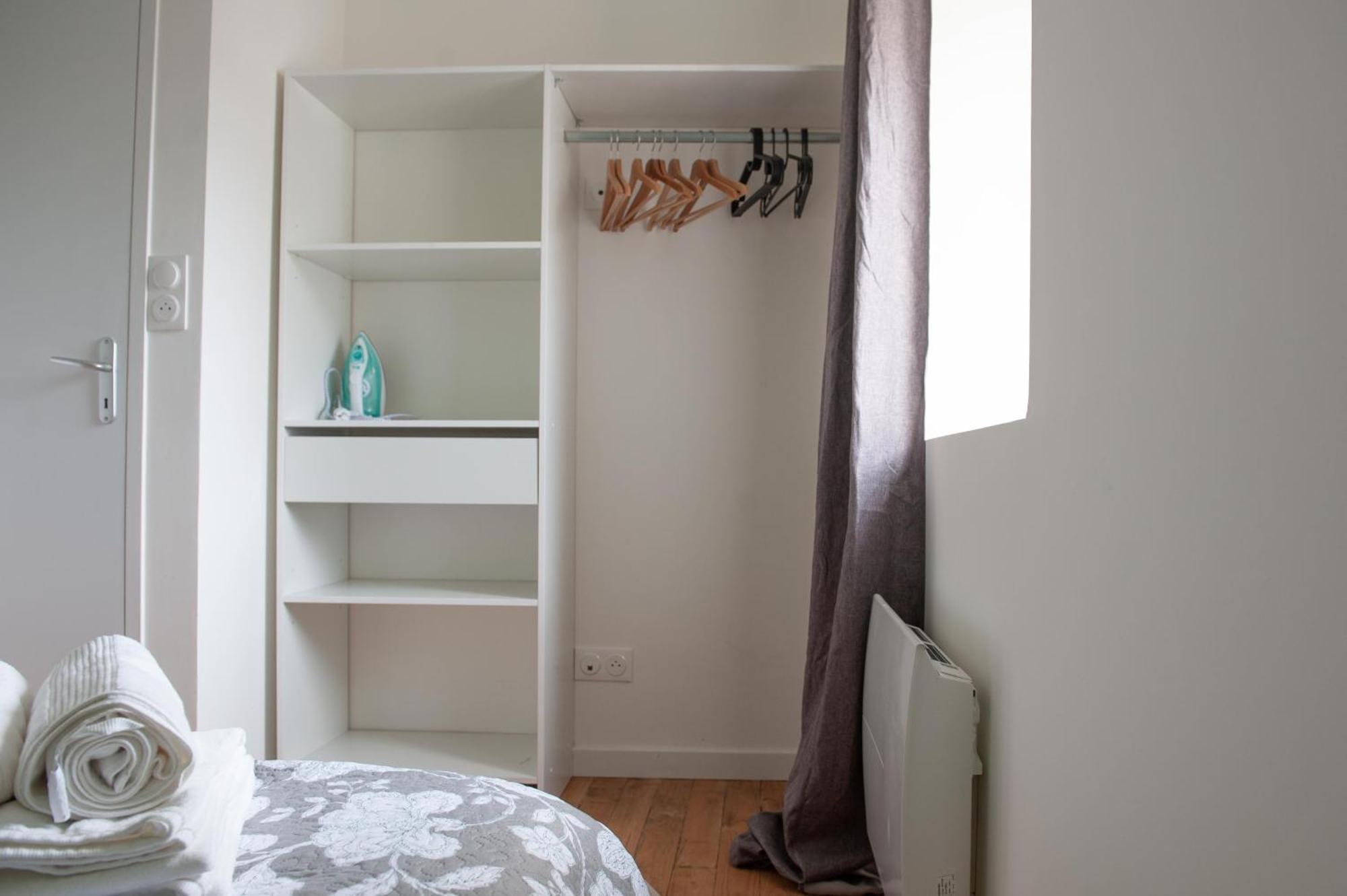 Immeuble De 3 Appartements Avec Cour Interieure Brest Chambre photo