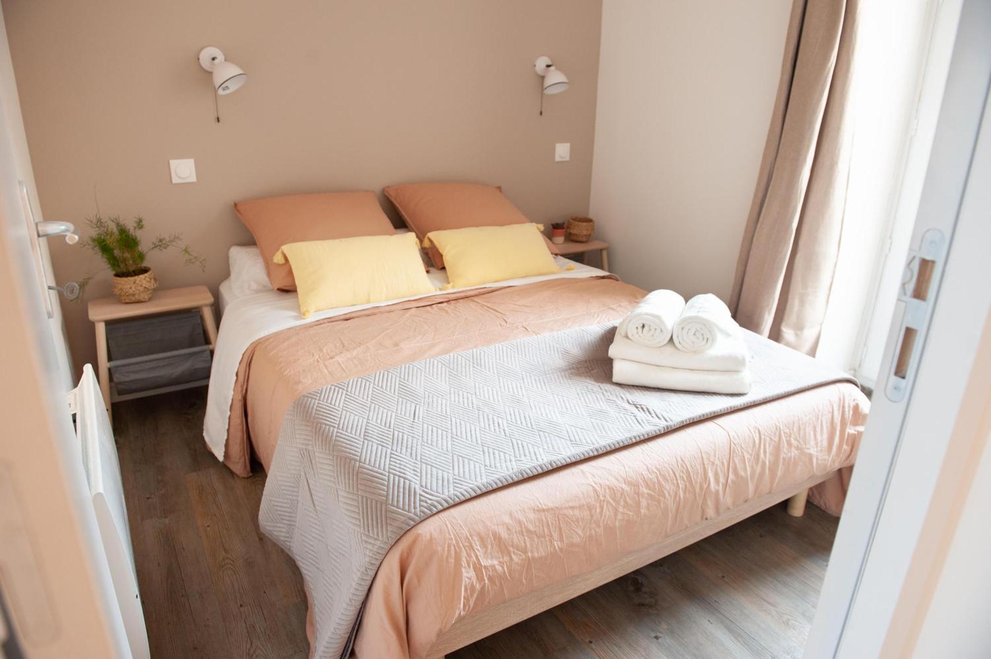 Immeuble De 3 Appartements Avec Cour Interieure Brest Extérieur photo
