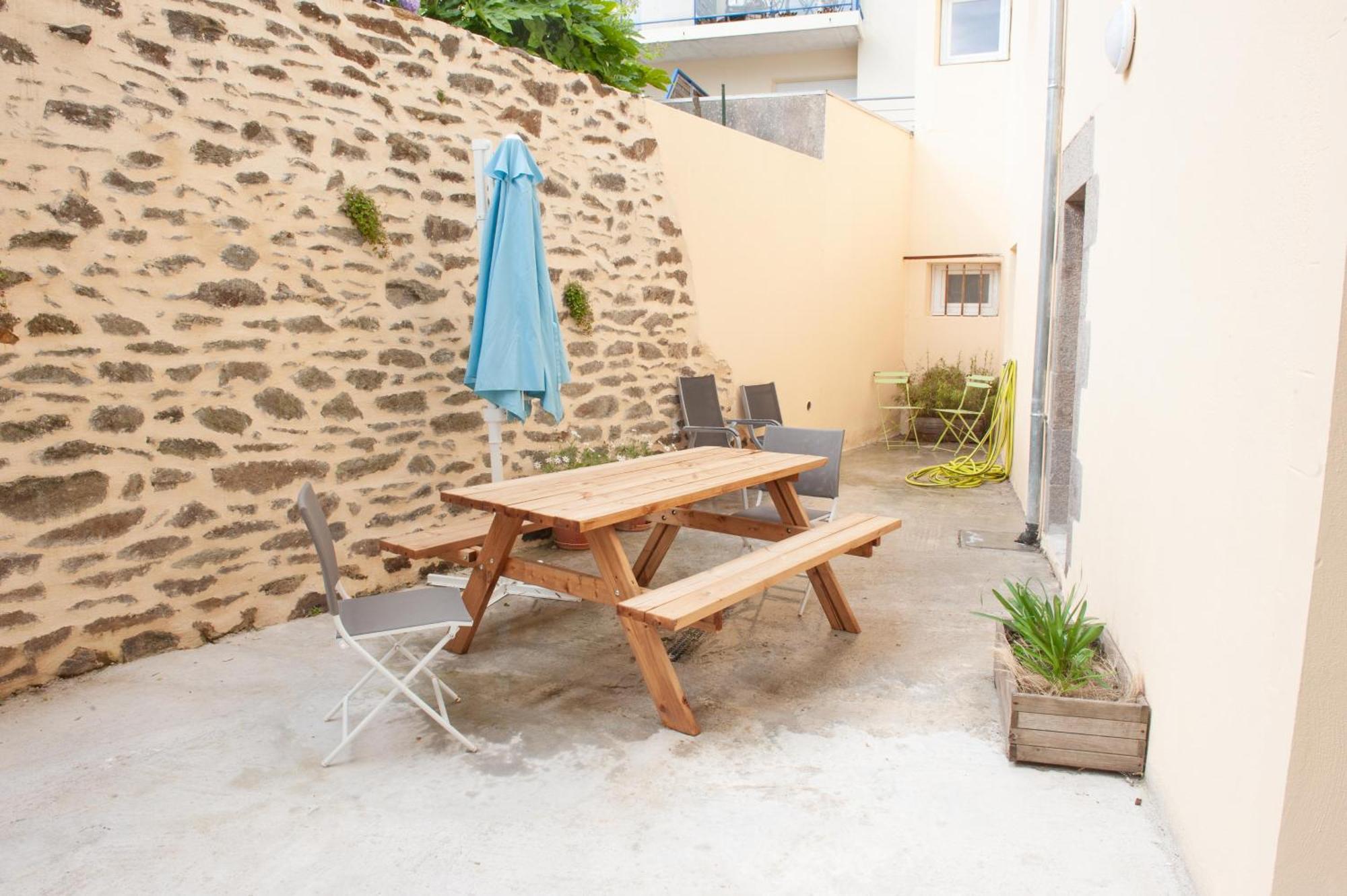 Immeuble De 3 Appartements Avec Cour Interieure Brest Extérieur photo